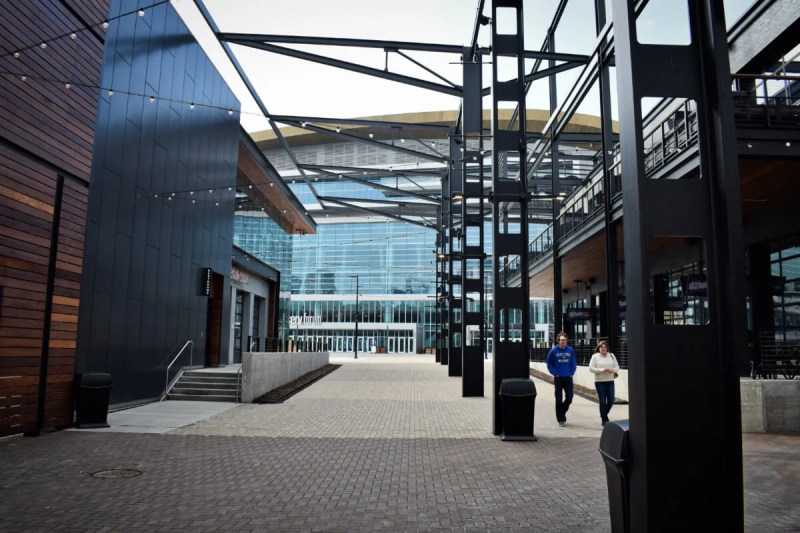 NBA Season Suspension Deadens Milwaukee’s Lively Deer District