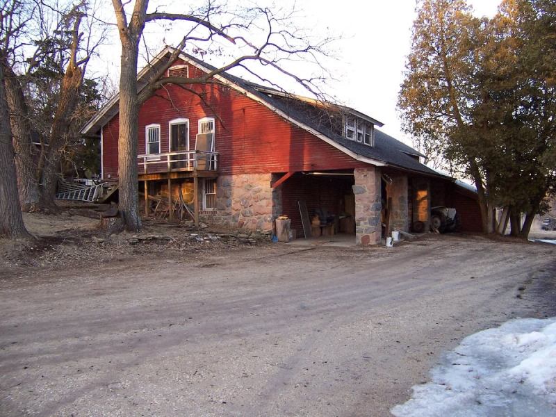 The 114-year-old barn at Ela Orchard was a familiar sight every autumn for apple lovers across southeast Wisconisn.