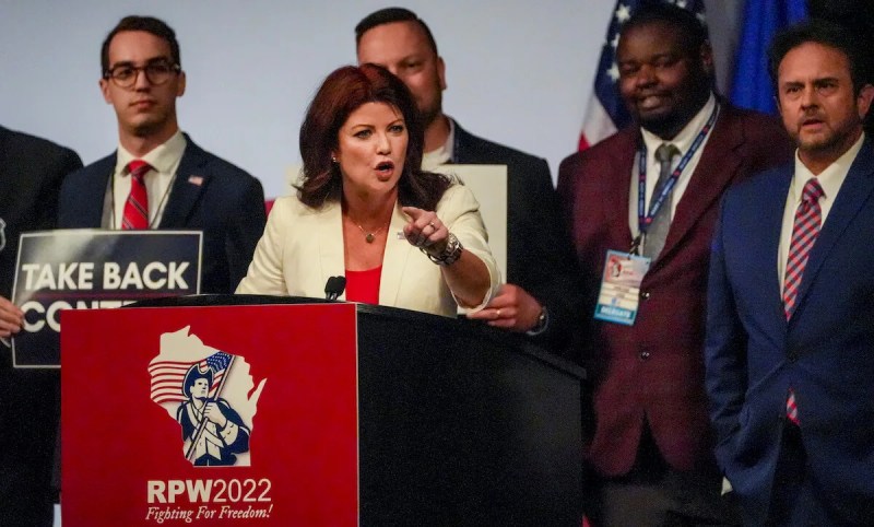 Kleefisch addresses the Republican Party of Wisconsin state convention