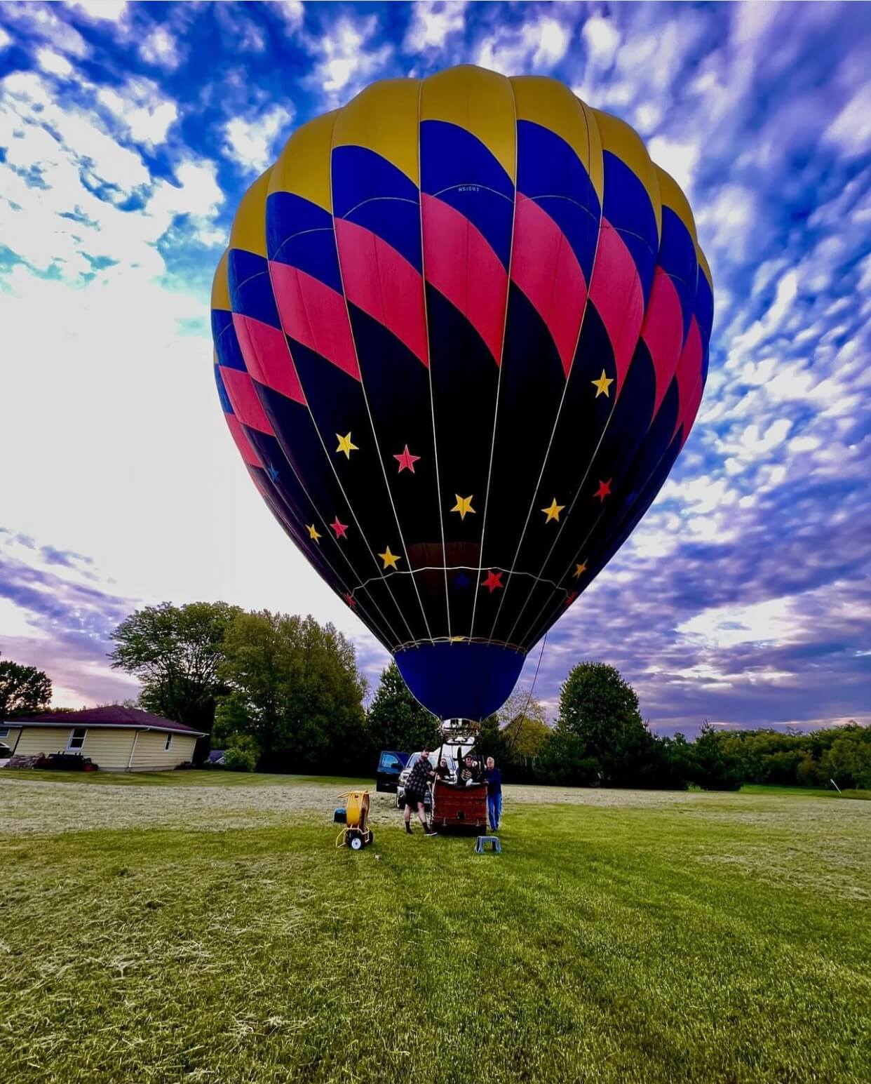 Where + How to Take a Hot Air Balloon Ride in Wisconsin