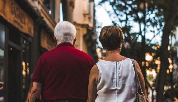 Senior Savings Galore: Milwaukee’s Best Local Offers