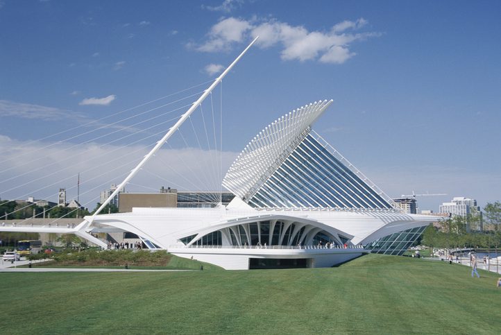 Exterior View of the Quadracci Pavilion at the Milwaukee Art Museum, one of the best things to do in Milwaukee