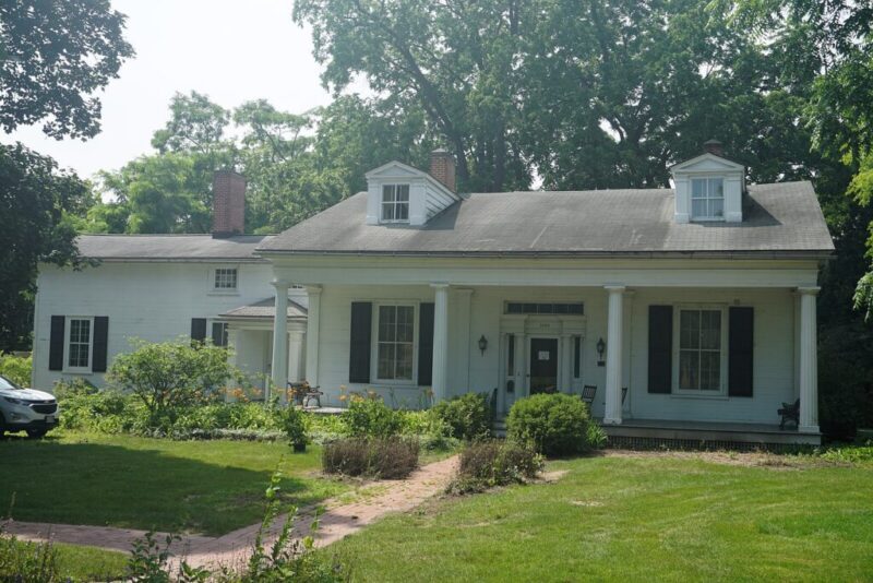 10 buildings in Wisconsin that are older than the state itself