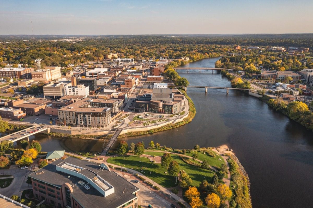 Pablo Center at the Confluence is the city’s largest entertainment and arts center.